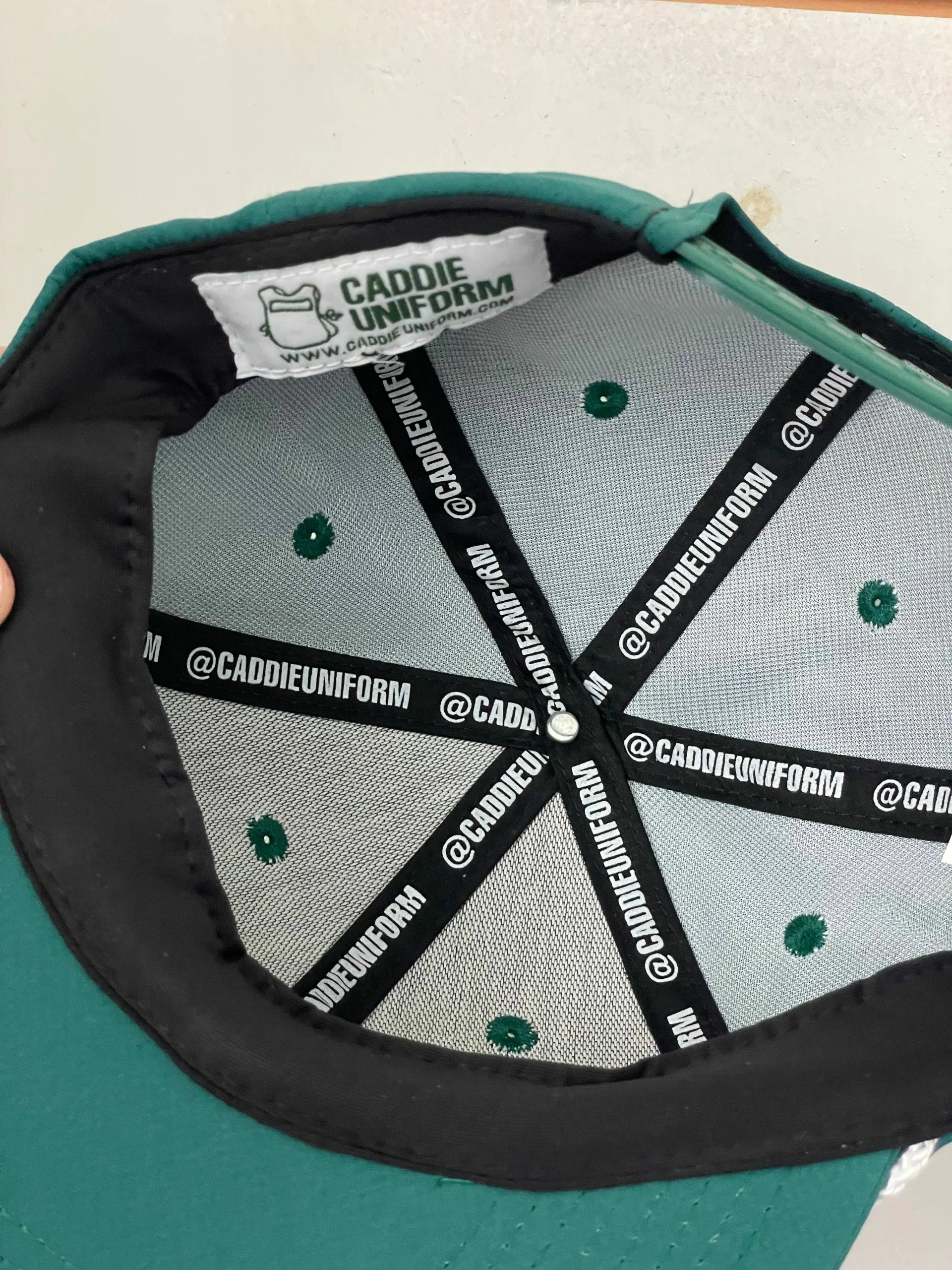 CADDIE UNIFORM Best Seller Caddie Green Hat - Image 5