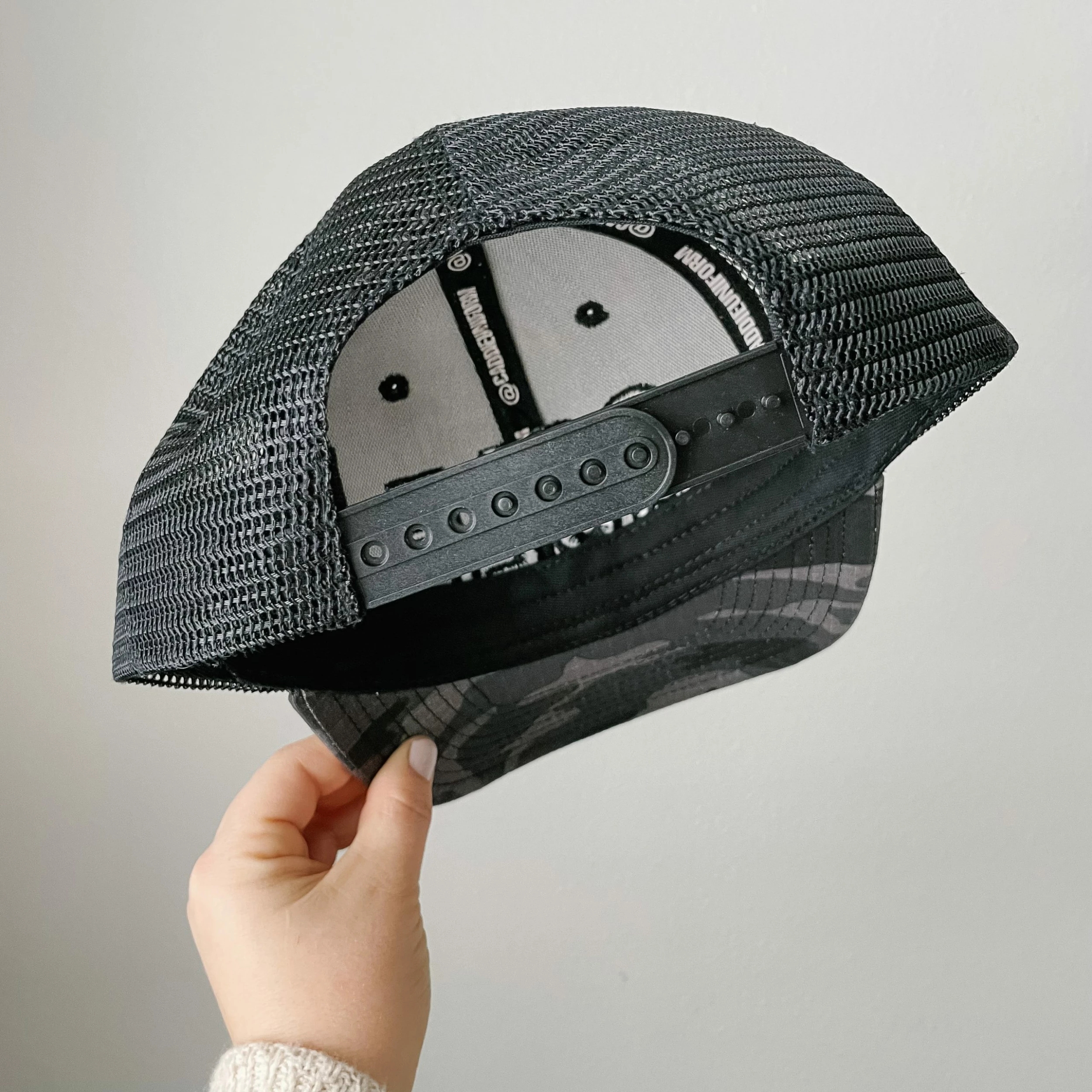 CADDIE UNIFORM Camo Golf Hat - Image 3